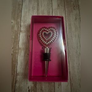 Heart jewel encrusted bottle wine stopper New in box
